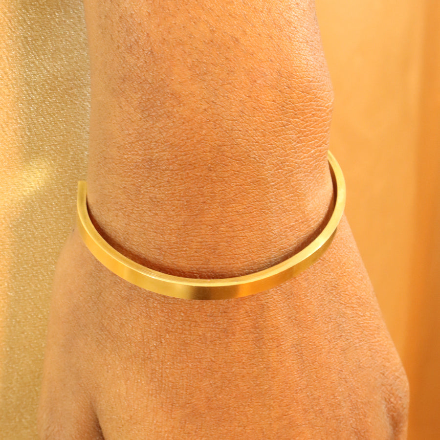 Olutosin minimalist bangle 18ct gold plated tarnish resistant extendable bracelet