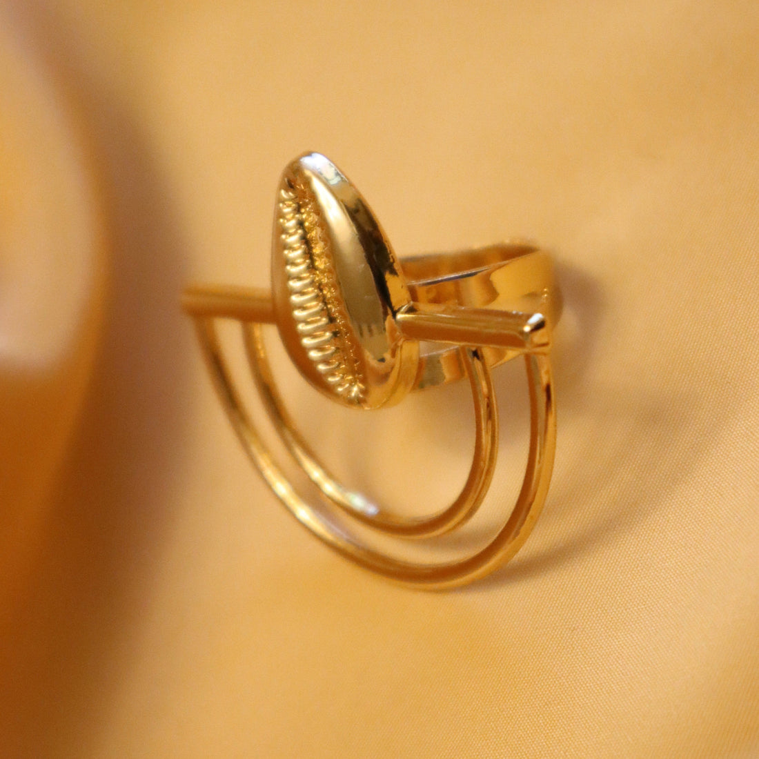 Maanu Ring