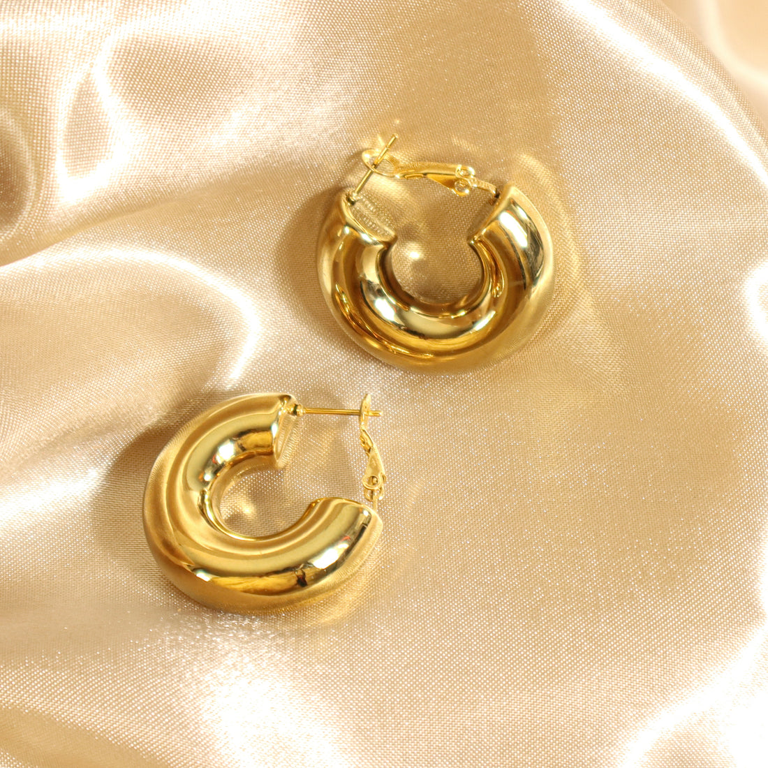 Brianna 18ct gold plated Hoop Earrings