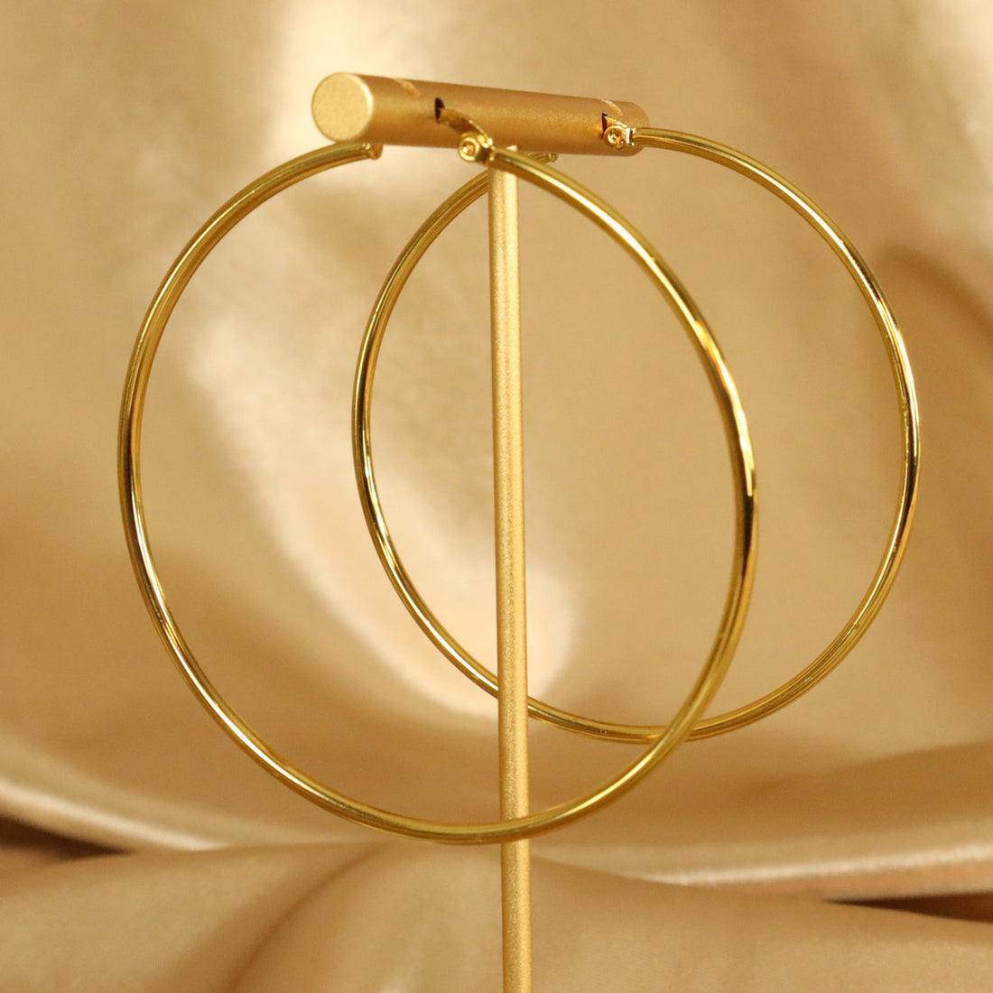 Zainab (18ct gold plated) Stainless steel Hoop Earrings